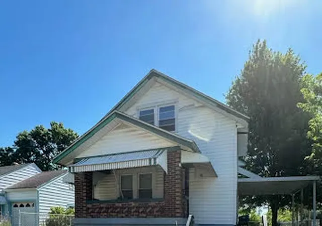 Photo 1 of Single family home for sale at 900 Crestmore Ave, Dayton, OH 45402 | MLS# 962537 | Listing updated on 2026-06-29