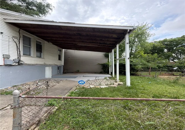 Photo 4 of Sale Pending at 157 Dover St, Dayton, OH 45410 | MLS# 962605 | Listing updated on 2026-07-25
