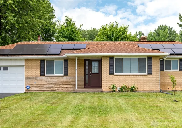 Photo 2 of Single family home for sale at 2676 Waynesville Jamestown Rd, Xenia, OH 45385 | MLS# 962456 | Listing updated on 2026-08-28