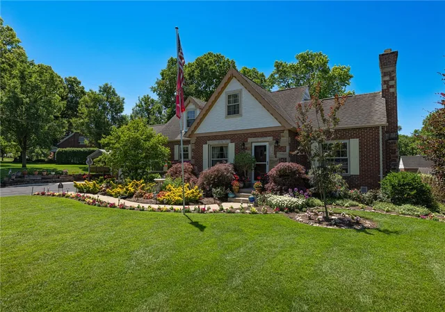2nd image of 1000 E Linden Ave, Miamisburg, OH 45342 | MLS# 962286