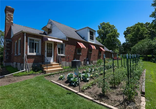 33rd image of 1000 E Linden Ave, Miamisburg, OH 45342 | MLS# 962286