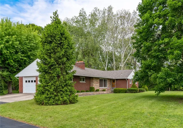 4th image of 2600 Piqua Troy Rd, Troy, OH 45373 | MLS# 962459