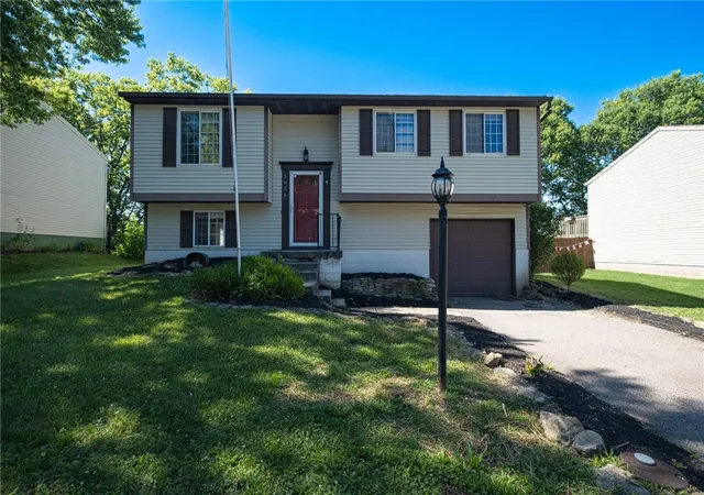 Homes for sale in West Carrollton, OH | 3636 Charlotte Mill Dr, West Carrollton, OH 45439 | MLS# 962354
