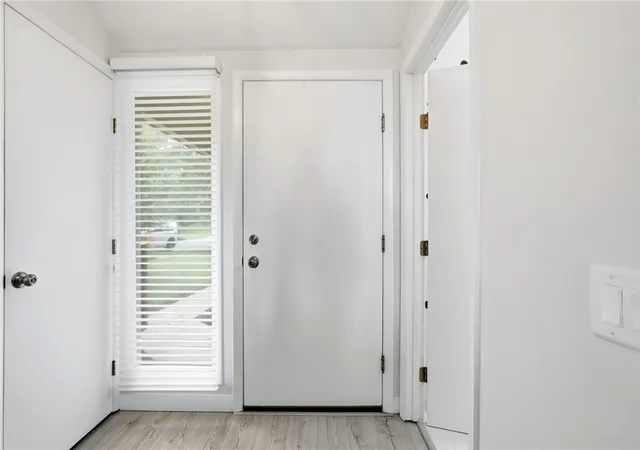 Photo 5 of Condo for sale at 40 Rolling Hills Dr, Cincinnati, OH 45215 | MLS# 962317 | Listing updated on 2026-08-27