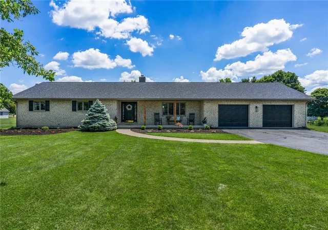 2nd image of 426 Mitchell Rd, Union Twp, OH 45177 | MLS# 962637