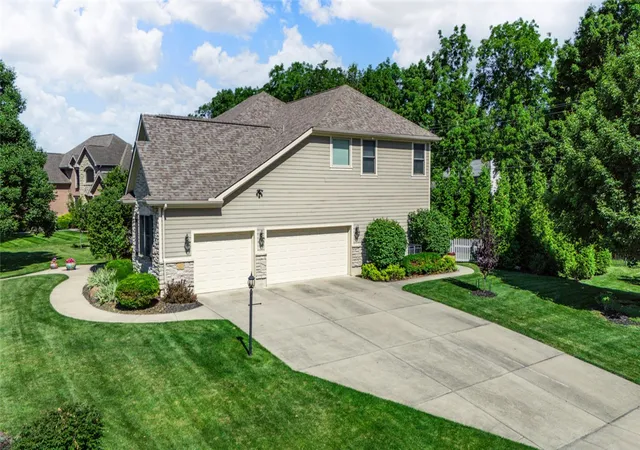Homes for sale in Tipp City, OH | 994 Brookmere Ave, Tipp City, OH 45371 | MLS# 962435