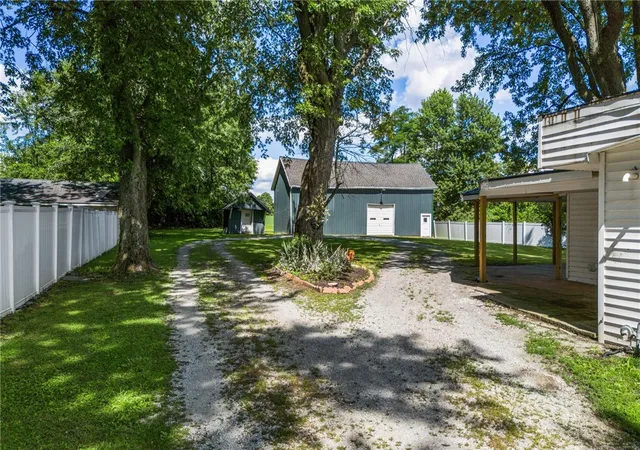 Homes for sale in New Vienna, OH | 11240 State Route 73, New Vienna, OH 45159 | MLS# 962738