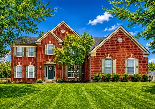 Homes for sale in Maineville, OH | 8179 Worcester Dr, Maineville, OH 45039 | MLS# 962764