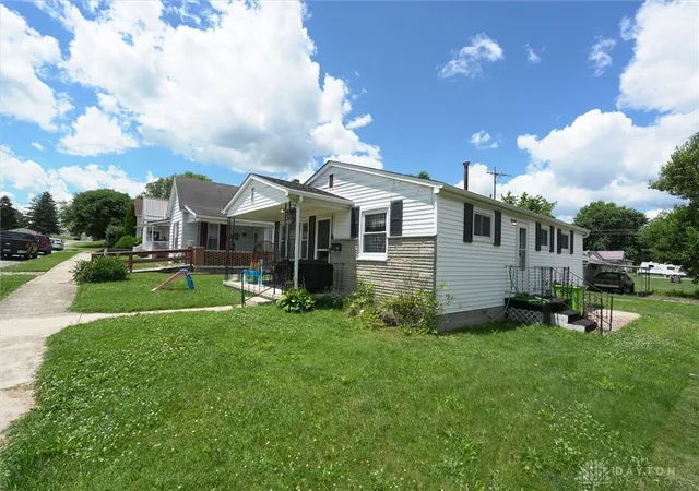 Photo 3 of Single family home for sale at 615 Mckell Ave, Greenfield, OH 45123 | MLS# 962529 | Listing updated on 2026-07-14