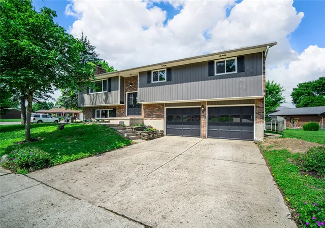 Homes for sale in Miamisburg, OH | 1021 Bermuda Dr, Miamisburg, OH 45342 | MLS# 962699