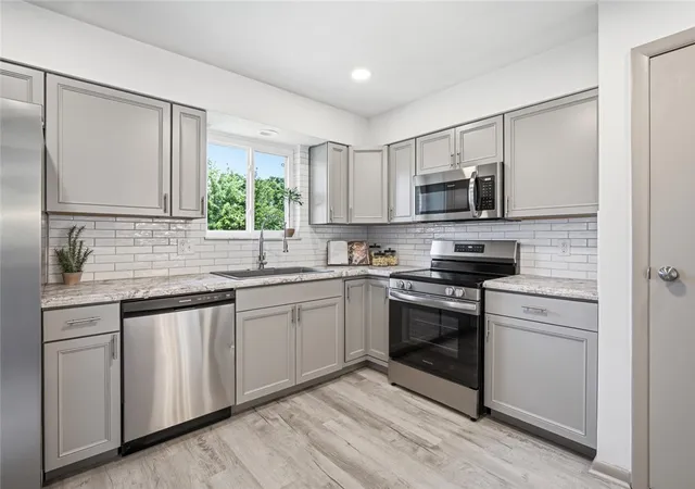 Homes for sale in Miamisburg, OH | 1021 Bermuda Dr, Miamisburg, OH 45342 | MLS# 962699