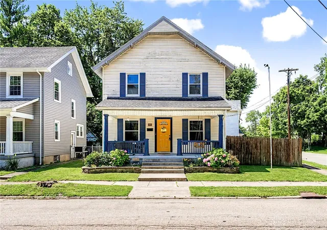 1st image of 206 Lake Ave, Franklin, OH 45005 | MLS# 962805