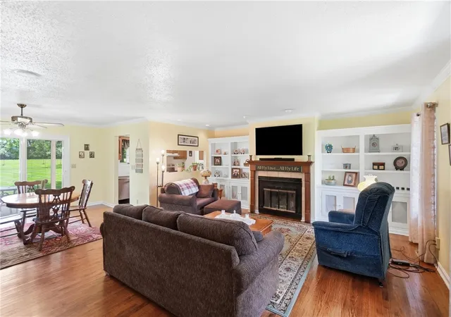 5th image of 1428 E Social Row Rd, Washington Twp, OH 45458 | MLS# 962656