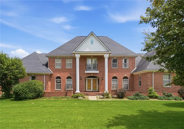 Photo 1 of Sale Pending at 440 Sugarbrook Trl, Bellbrook, OH 45305 | MLS# 962778 | Listing updated on 2026-07-15