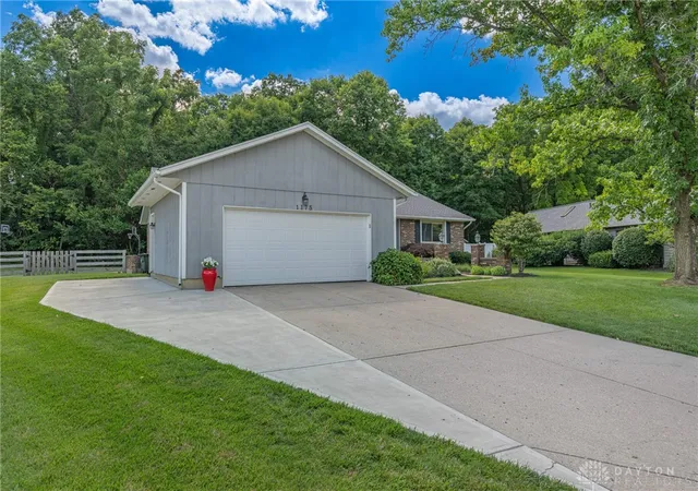 Homes for sale in Vandalia, OH | 1175 Bent Twig Dr, Vandalia, OH 45377 | MLS# 962494