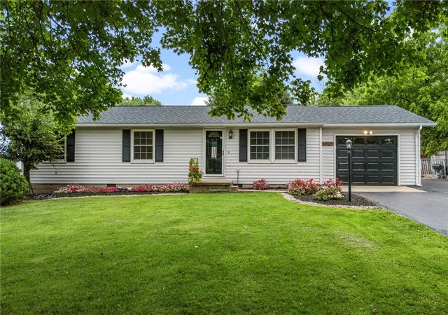 Homes for sale in Hillsboro, OH | 4845 State Route 124, Hillsboro, OH 45133 | MLS# 962814