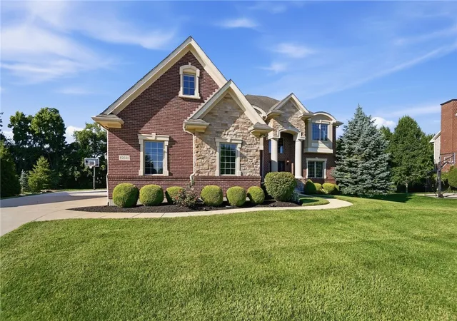 5th image of 10540 Wallingsford Cir, Washington Twp, OH 45458 | MLS# 962692