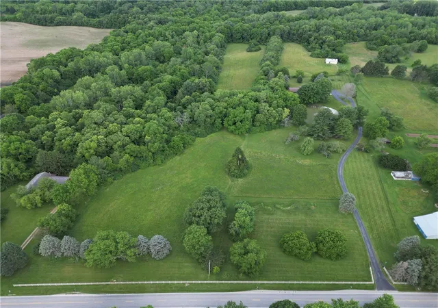 Homes for sale in Bath Twp, OH | 4085 W Enon Rd, Bath Twp, OH 45324 | MLS# 962841