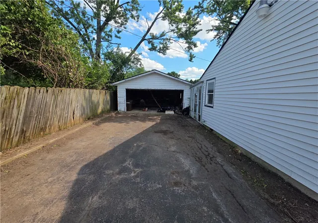 Photo 3 of Single family home for sale at 3942 Beatty Dr, Dayton, OH 45416 | MLS# 962859 | Listing updated on 2026-07-16
