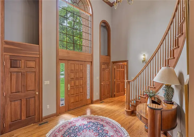Photo 4 of Single family home for sale at 514 Shambord Cir, Dayton, OH 45429 | MLS# 962513 | Listing updated on 2026-08-29