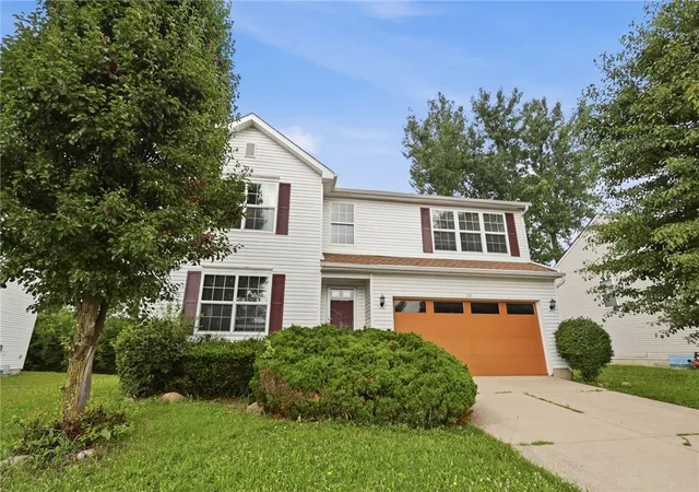 Photo 2 of Single family home for sale at 5757 Ericsson Way, Dayton, OH 45426 | MLS# 962875 | Listing updated on 2026-07-08