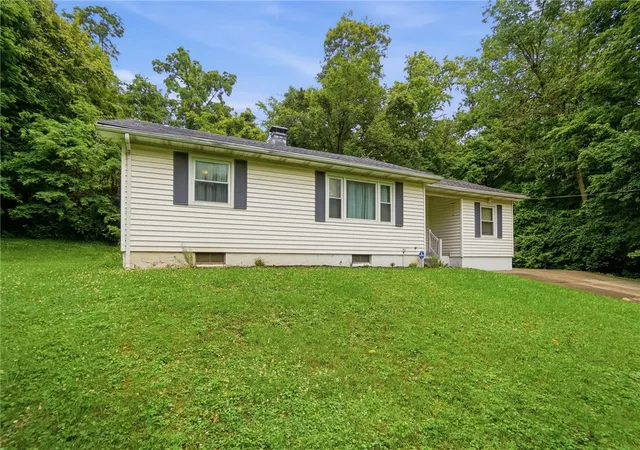 3rd image of 1253 Opal Ave, Miamisburg, OH 45342 | MLS# 962896