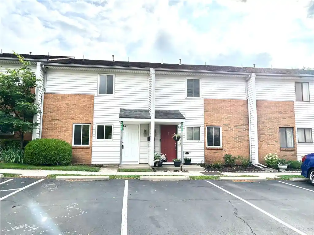 Condo for sale at 6405 Harbinger Ln, Dayton, OH 45449 | MLS# 962613
