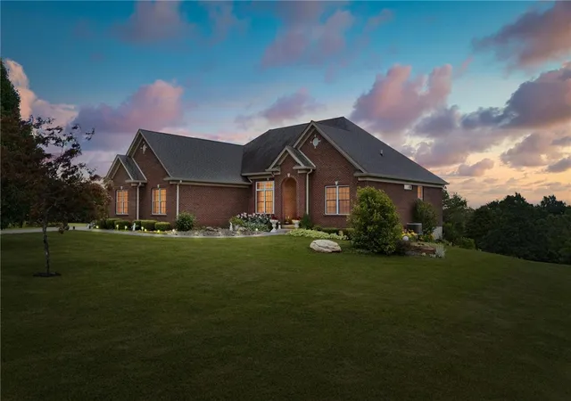 1st image of 6880 Oakridge Rd, Hillsboro, OH 45133 | MLS# 962898