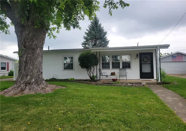 Homes for sale in New Carlisle, OH | 307 Drake Ave, New Carlisle, OH 45344 | MLS# 962886