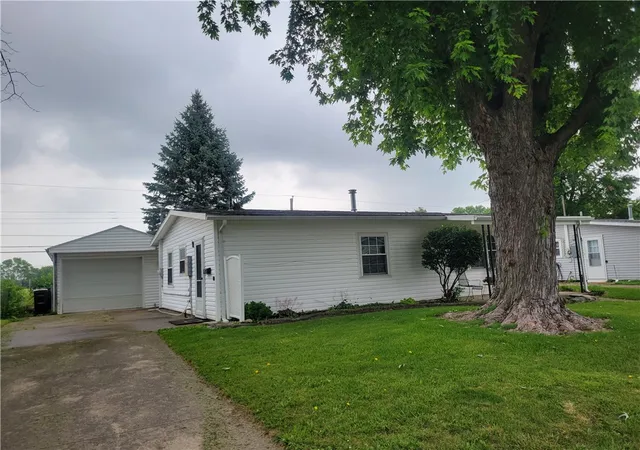 Homes for sale in New Carlisle, OH | 307 Drake Ave, New Carlisle, OH 45344 | MLS# 962886