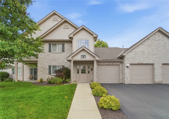 Homes for sale in Mason, OH | 4782 Bordeaux Ln #4782, Mason, OH 45040 | MLS# 962908