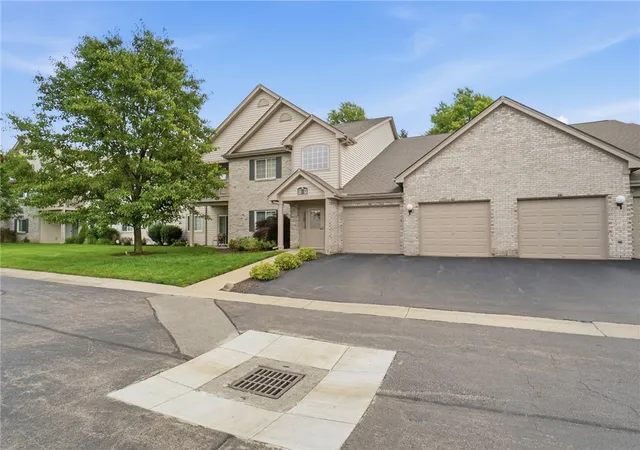 Homes for sale in Mason, OH | 4782 Bordeaux Ln #4782, Mason, OH 45040 | MLS# 962908