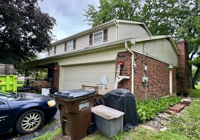 Homes for sale in West Chester, OH | 8741 Ashbrook Dr, West Chester, OH 45069 | MLS# 962909