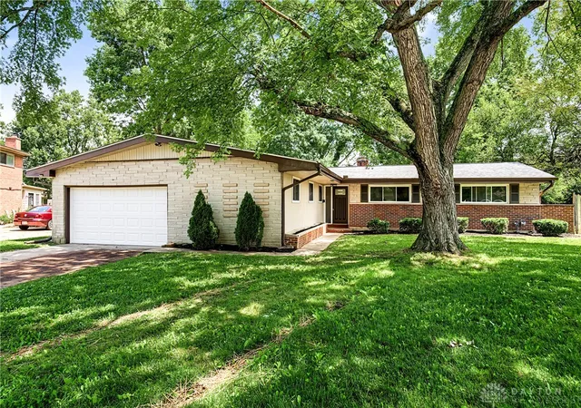 Homes for sale in Harrison Twp, OH | 5532 Joyce Ann Dr, Harrison Twp, OH 45415 | MLS# 962921