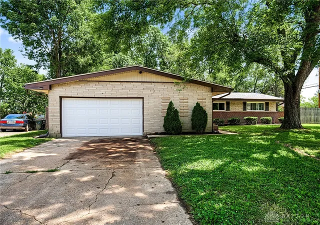 Homes for sale in Harrison Twp, OH | 5532 Joyce Ann Dr, Harrison Twp, OH 45415 | MLS# 962921