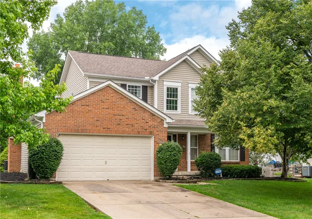 2nd image of 35 Berryhill Ct, Springboro, OH 45066 | MLS# 962259