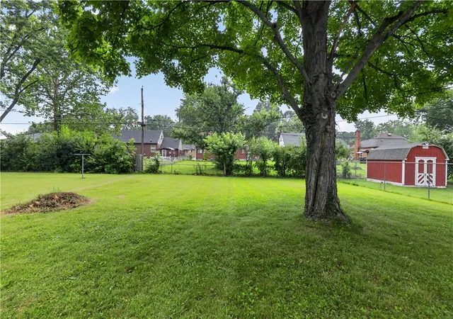3rd image of 4022 Foxboro Dr, Dayton, OH 45416 | MLS# 960738