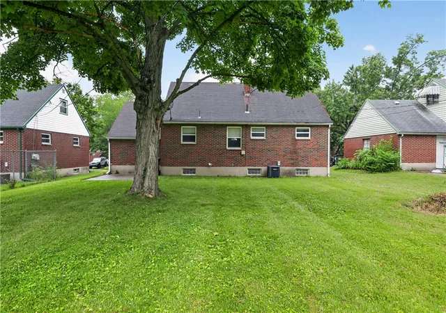 4th image of 4022 Foxboro Dr, Dayton, OH 45416 | MLS# 960738