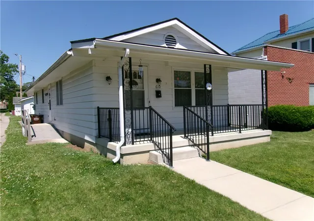 Homes for sale in Piqua, OH | 610 S Downing St, Piqua, OH 45356 | MLS# 962481