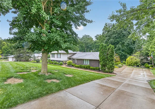 3rd image of 1480 Ambridge Rd, Washington Twp, OH 45459 | MLS# 962974