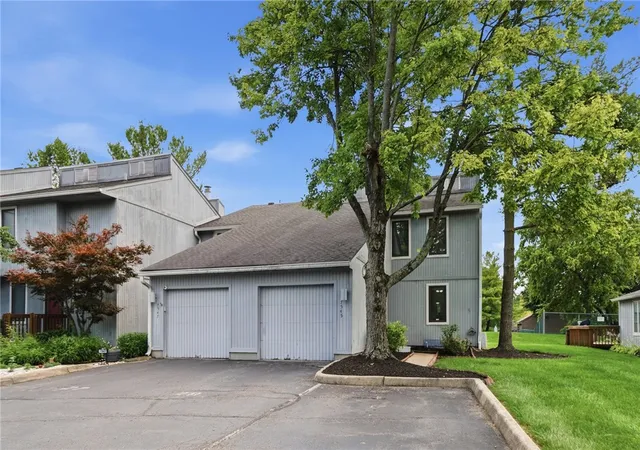 1st image of 7545 Welsley Trace, West Chester, OH 45069 | MLS# 963003