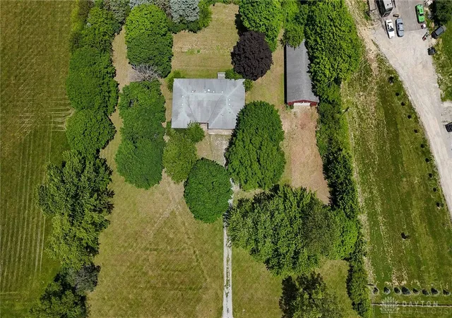 5th image of 8833 E State Route 41, New Carlisle, OH 45344 | MLS# 963063