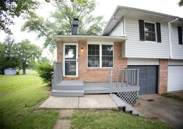 1st image of 101 Highridge Ct, Franklin, OH 45005 | MLS# 963050