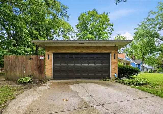 29th image of 92 Winnet Dr, Dayton, OH 45415 | MLS# 962963