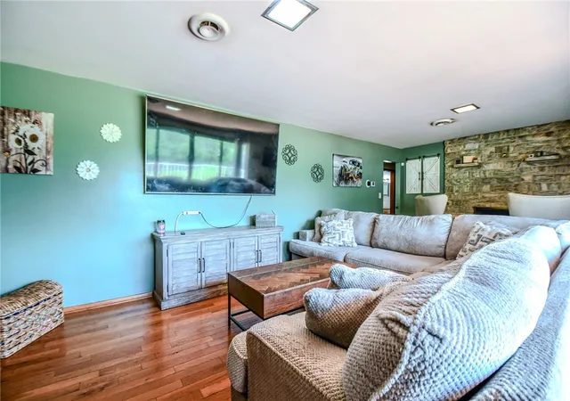4th image of 3290 Ridgeview Ave, Dayton, OH 45409 | MLS# 963123