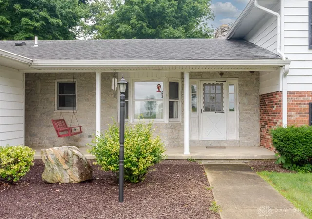 Homes for sale in Eaton, OH | 2274 Mann Rd, Eaton, OH 45320 | MLS# 962932
