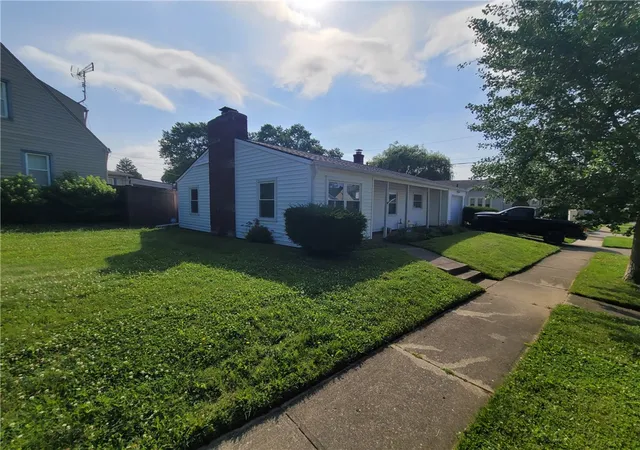 Homes for sale in Dayton, OH | 2402 John Glenn Rd, Dayton, OH 45420 | MLS# 963100