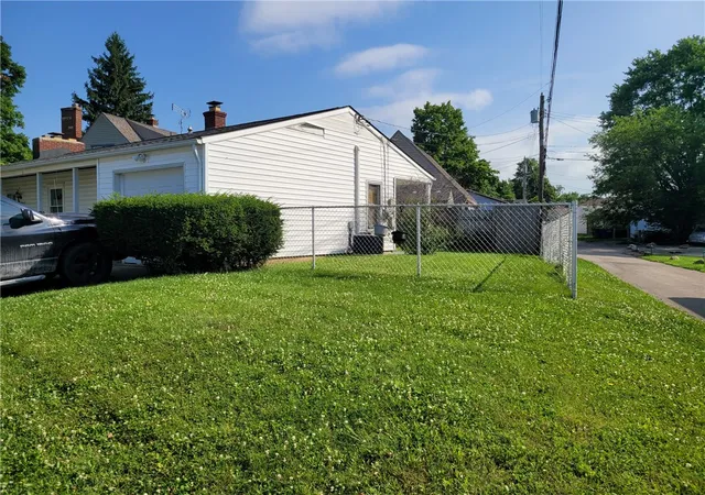 Homes for sale in Dayton, OH | 2402 John Glenn Rd, Dayton, OH 45420 | MLS# 963100