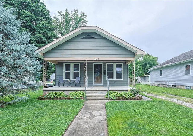 1st image of 1613 Oberon Dr, Middletown, OH 45042 | MLS# 963171
