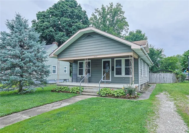 2nd image of 1613 Oberon Dr, Middletown, OH 45042 | MLS# 963171